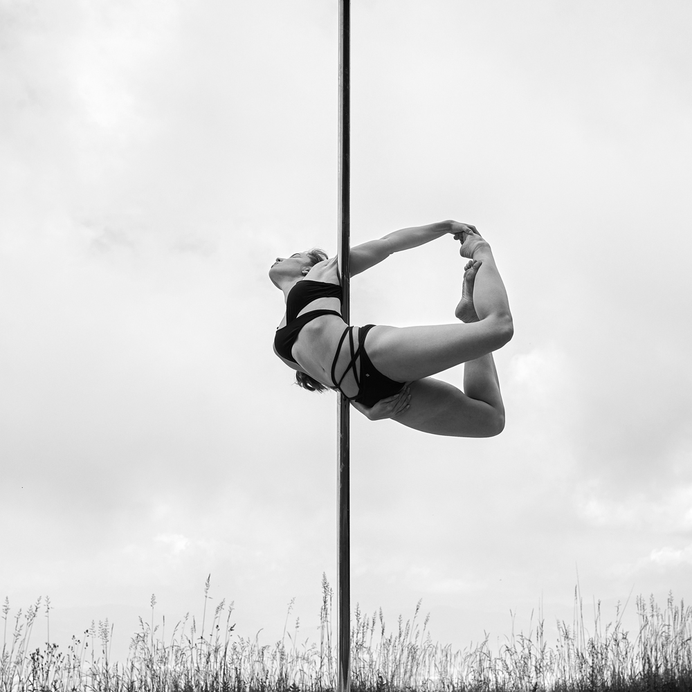 Sofiya_240616_062_30x40_BW