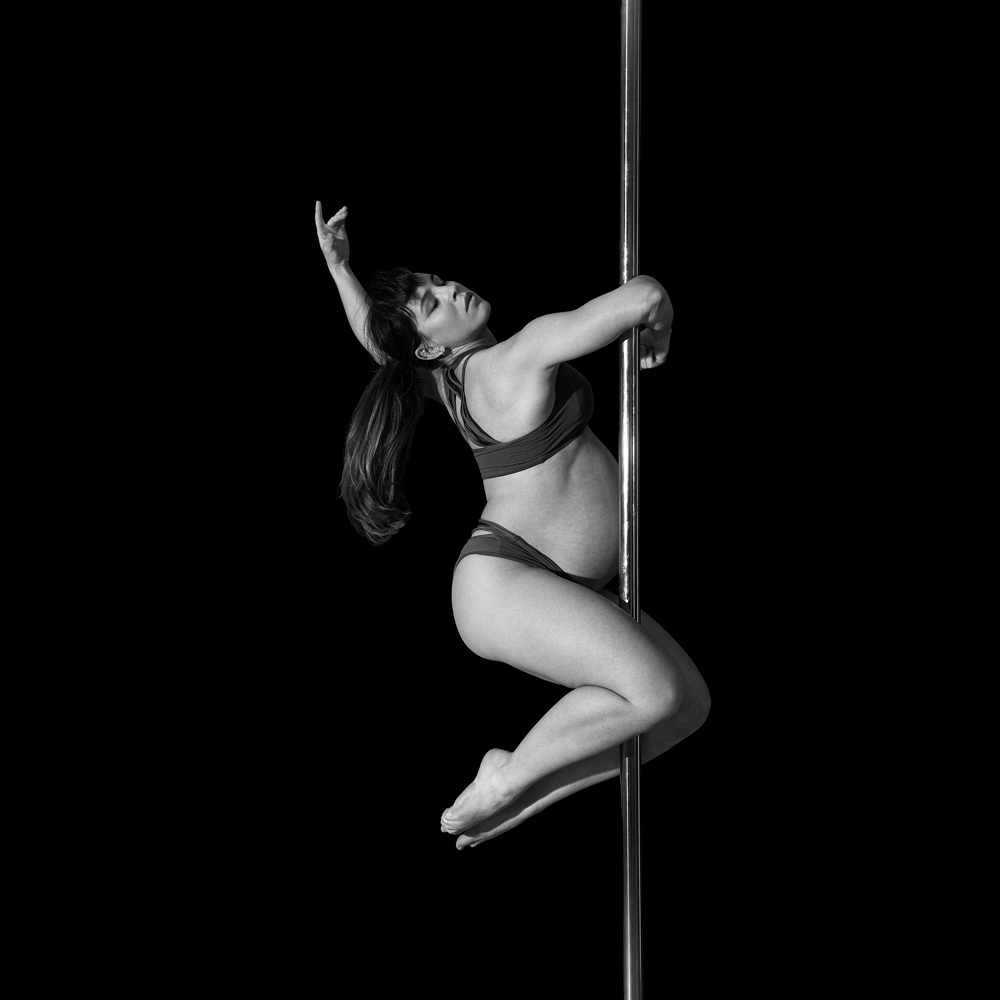 Sofiya_251116_009_30x40_BW