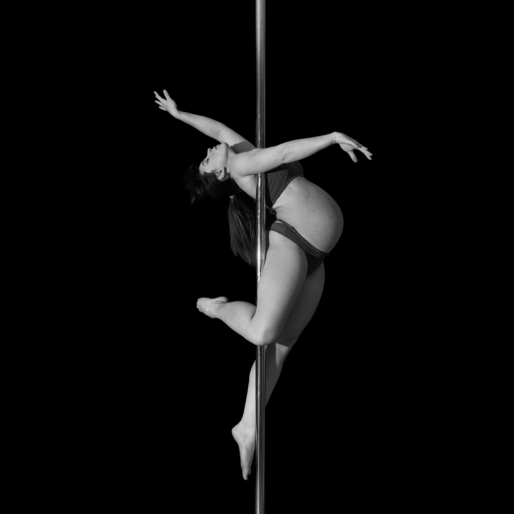 Sofiya_251116_016_30x40_BW